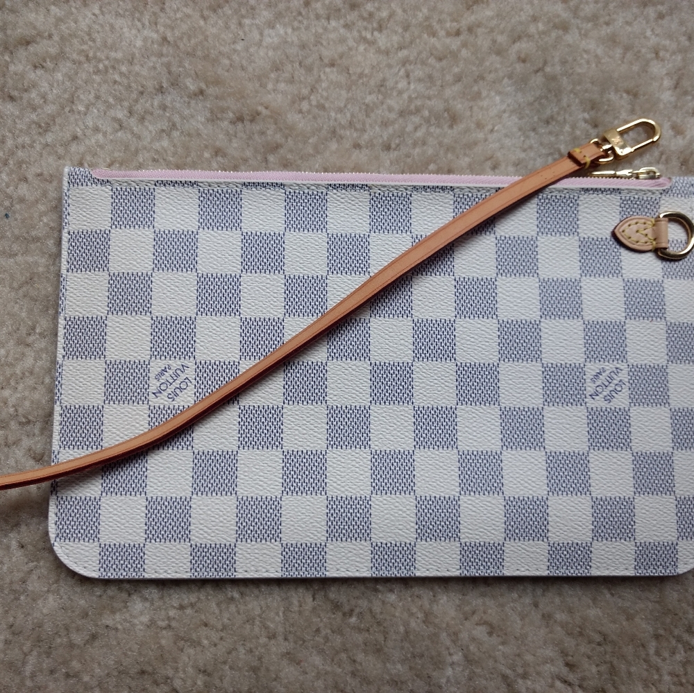 Louis vuitton neverfull wristlet pouch damier azur